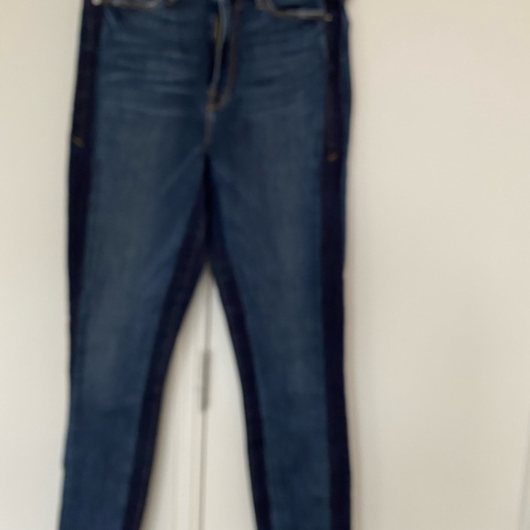 Good American brand jeans size 28 - Picture 2 of 4